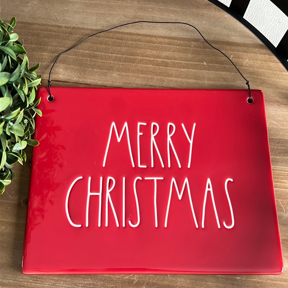 Rae Dunn MERRY CHRISTMAS Wired Sign Plaque Wall RED
